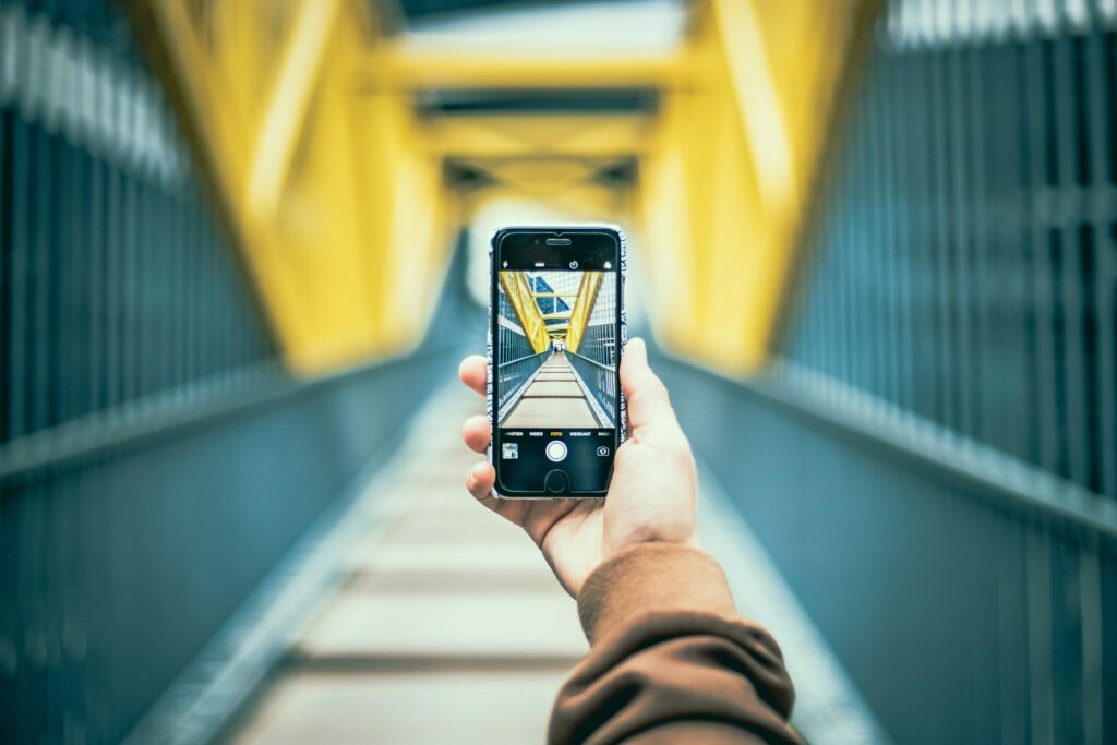La localisation d’application n’est pas de la microcopie : c’est une couche de qualité produit